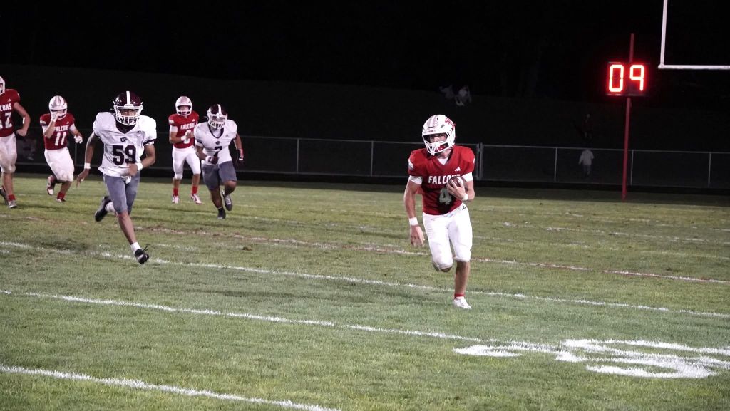 Constantine knocks off Parchment 36-7